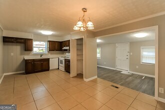 2745 Westford Ct SW in College Park, GA - Building Photo - Building Photo