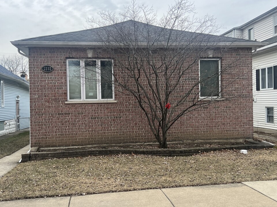 2232 N 75th Ave in Elmwood Park, IL - Building Photo