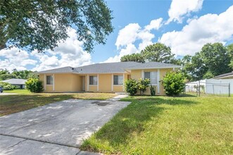 5846 Willow Leaf Ct, Unit 2 in Azalea Park, FL - Building Photo - Building Photo