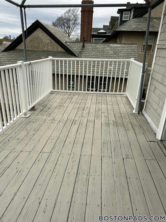 115 Washington Ave in Winthrop, MA - Building Photo