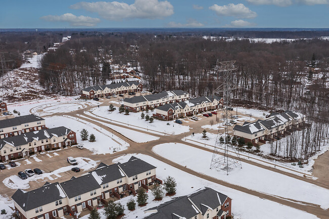 Athens in Loveland, OH - Foto de edificio - Building Photo