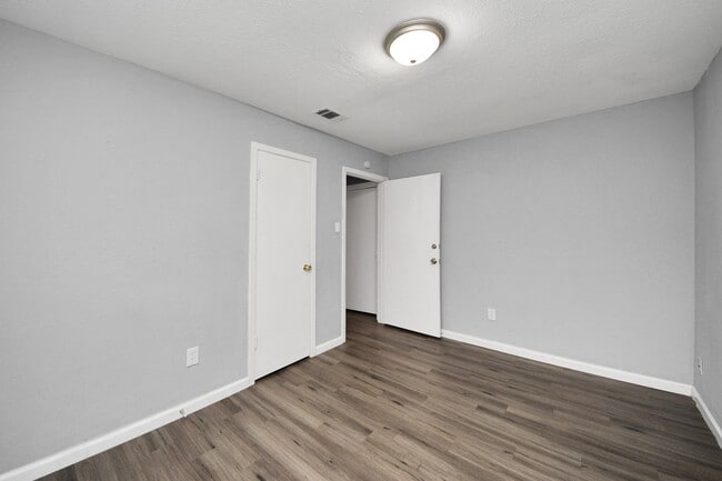 property at 11510 Lockgate Ln