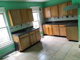 89-14 113th St in Queens, NY - Building Photo