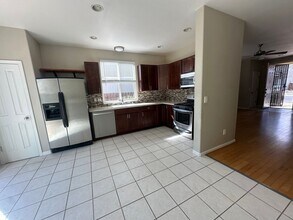 2102 Red Blossom Ct in Sparks, NV - Building Photo - Building Photo