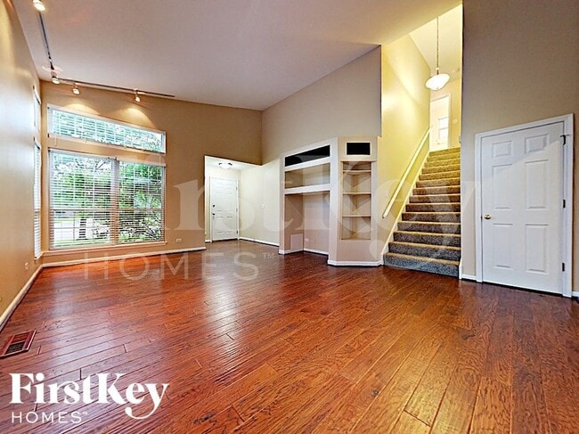 840 Taralon Trail in Lake In The Hills, IL - Building Photo - Building Photo