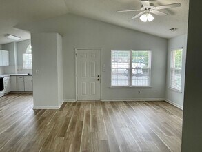 480 Saltaire Dr SW in Calabash, NC - Building Photo - Building Photo