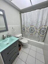 120 Lehane Ter, Unit 214 in North Palm Beach, FL - Building Photo - Building Photo