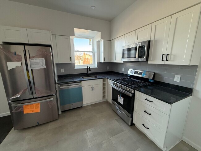 14 Gouverneur St in Newark, NJ - Building Photo - Building Photo