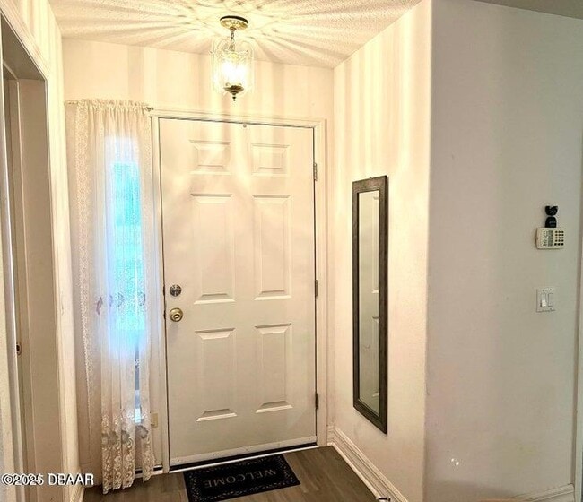 129 Blue Heron Dr in Daytona Beach, FL - Building Photo - Building Photo