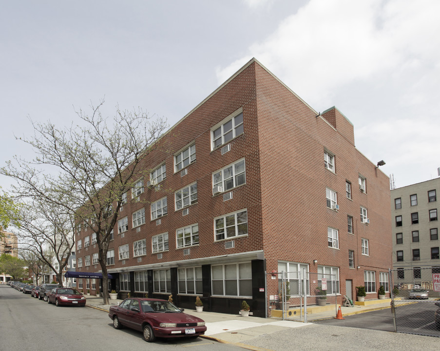 Waverly Astoria in Astoria, NY - Building Photo