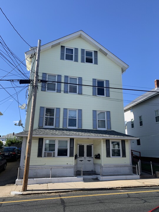 44 John St in Cumberland, RI - Building Photo