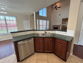 4853 Gloucester Dr in Grand Prairie, TX - Building Photo - Building Photo