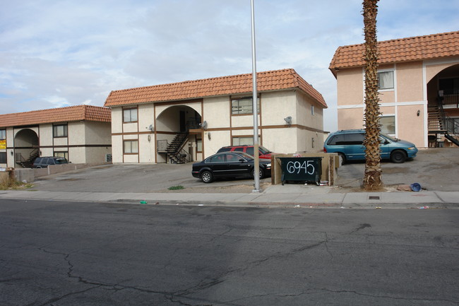 Sierra Sunrise in Las Vegas, NV - Foto de edificio - Building Photo