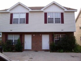 2012 Trimble Rd in Tallahassee, FL - Building Photo