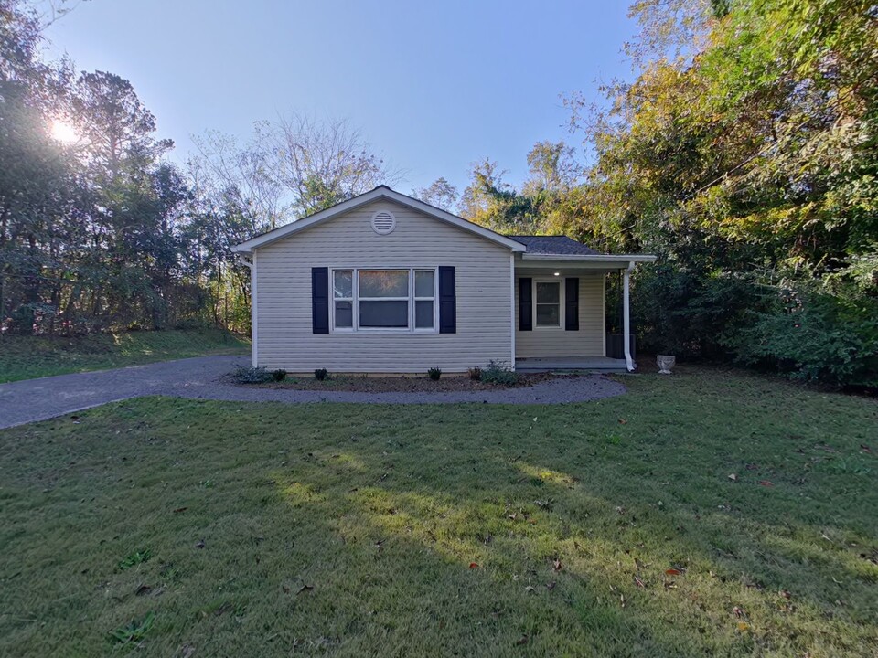 897 Brunswick Ln in Aiken, SC - Building Photo