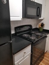 1933 Commonwealth Ave, Unit 1 in Boston, MA - Building Photo - Building Photo