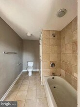 1027 N 4th St in Philadelphia, PA - Building Photo - Building Photo