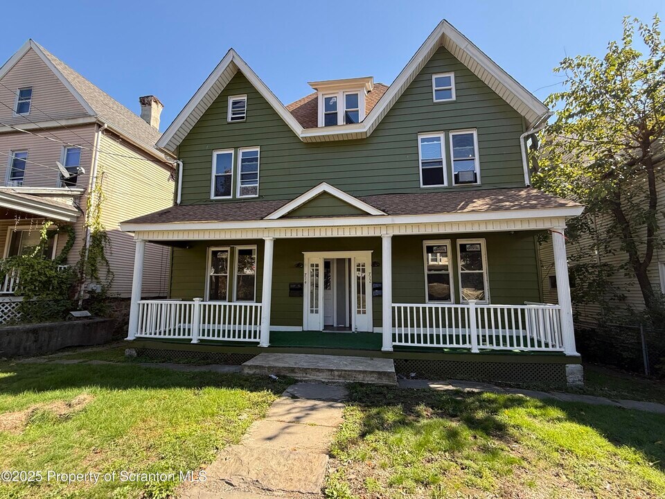 714-714 N Main Ave in Scranton, PA - Foto de edificio
