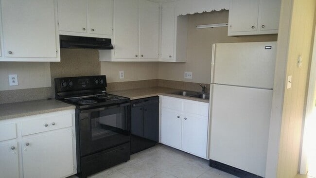 159 Brookwood Ave NE in Concord, NC - Building Photo - Building Photo