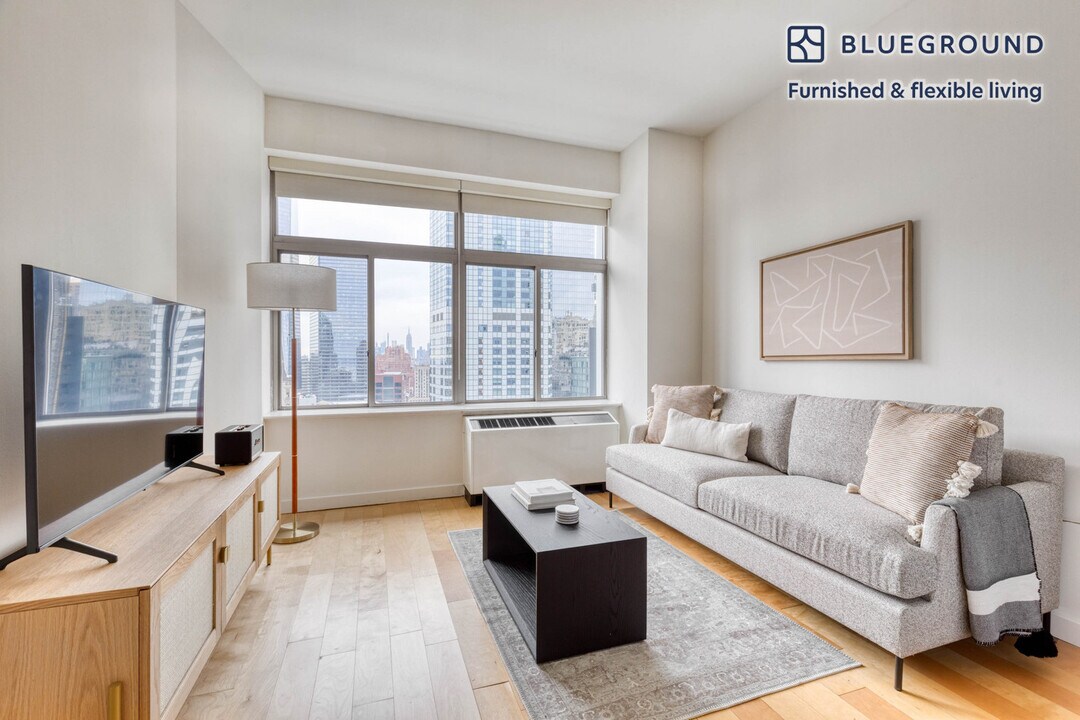 90 Washington St in New York, NY - Building Photo