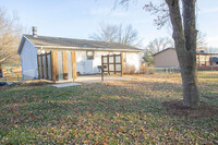 1505 Waterford Dr photo'