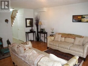 14 Forest Valley Rd in Markham, ON - Building Photo - Building Photo