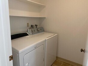 640 Portofino Ln in Foster City, CA - Building Photo - Building Photo