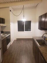 1708 3rd St, Unit 1710 in Cheney, WA - Foto de edificio - Building Photo