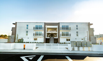 4312 Elizabeth St, Unit 24 in Cudahy, CA - Building Photo