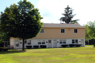 Blakely Apartments in Blakely, PA - Building Photo - Building Photo