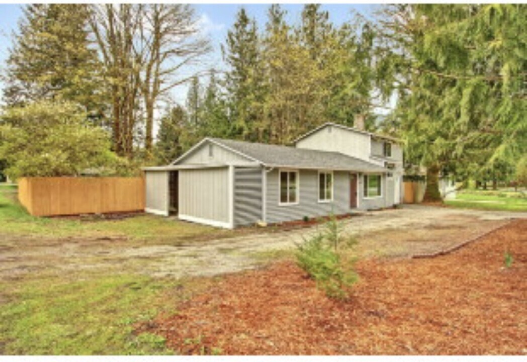 44309 SE 146th St in North Bend, WA - Building Photo