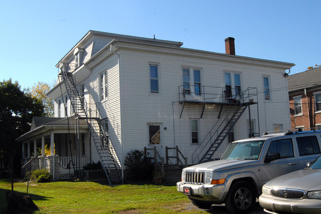 215 Pennsylvania Ave in Avondale, PA - Building Photo - Building Photo