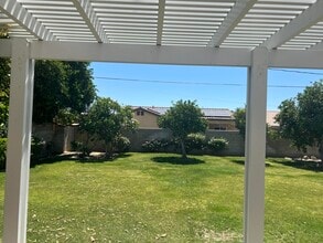 30456 Avenida Del Yermo in Cathedral City, CA - Building Photo - Building Photo
