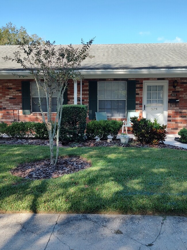 property at 925 N Tremain St