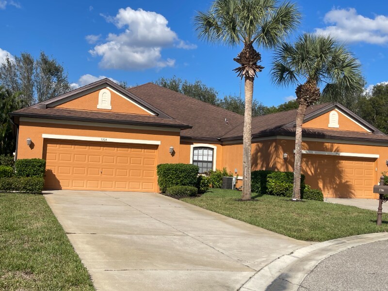 3704 Costa Maya Way in Estero, FL - Foto de edificio