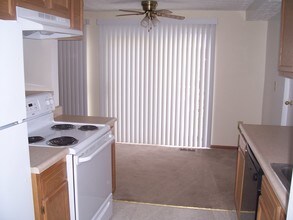 Sunbury Square Apartments in Columbus, OH - Foto de edificio - Building Photo