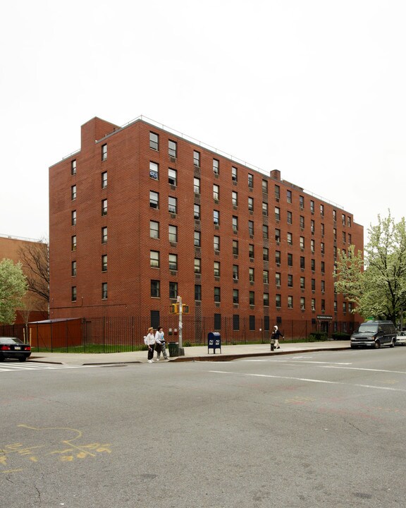 Charles Hill Towers in New York, NY - Building Photo