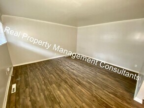 4207 Clark Ave in Kansas City, MO - Building Photo - Building Photo