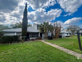 2706 Graduate Ct in Orlando, FL - Building Photo