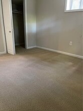 11506 Mapleview Dr in Silver Spring, MD - Building Photo - Building Photo