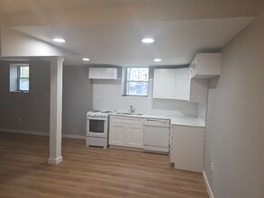 4590 Butner Rd in College Park, GA - Foto de edificio - Building Photo