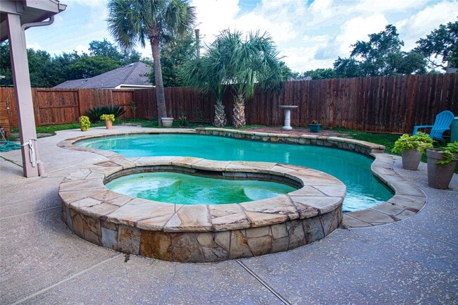 property at 21534 Pointed Oak Ln