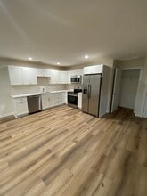 64 Hallock Landing Rd in Rocky Point, NY - Building Photo - Building Photo