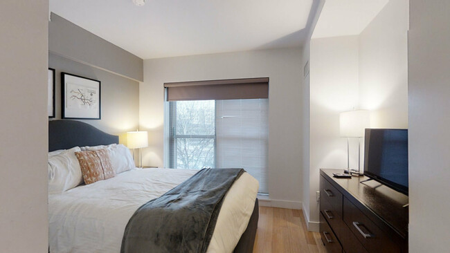 1080 Boylston St in Boston, MA - Building Photo - Building Photo