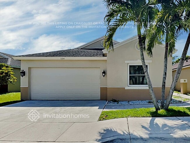 property at 224 W Riverbend Dr