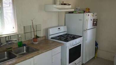 144-148 S 33rd St in San Jose, CA - Foto de edificio - Other
