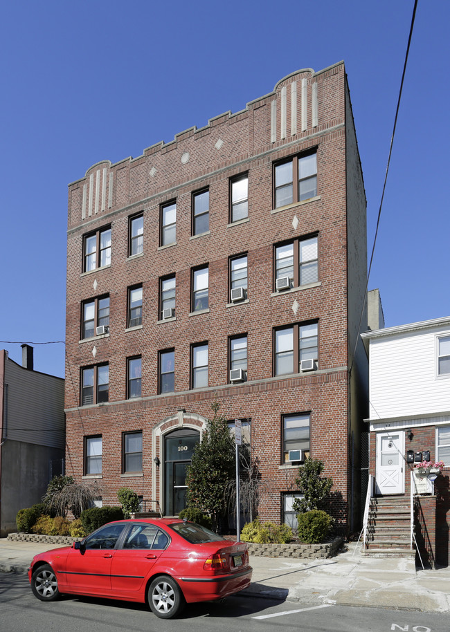 100 PROSPECT St in Jersey City, NJ - Foto de edificio - Building Photo