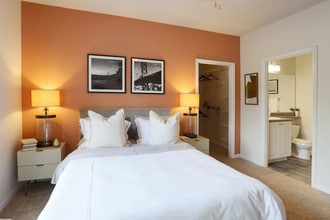 Magnolia at Milton in Alpharetta, GA - Foto de edificio - Interior Photo