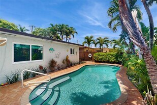 1729 NW 37th St in Oakland Park, FL - Building Photo