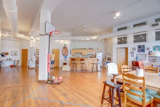 1278 N Milwaukee Ave, Unit 3 in Chicago, IL - Building Photo - Building Photo